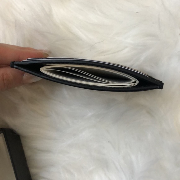 🆕💯% Auth Gucci GG Supreme Canvas Card Case Unisex NWT Black - Picture 5 of 7